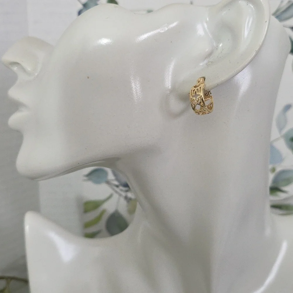 Gold Filled Small Hoop Earrings Heart Detail